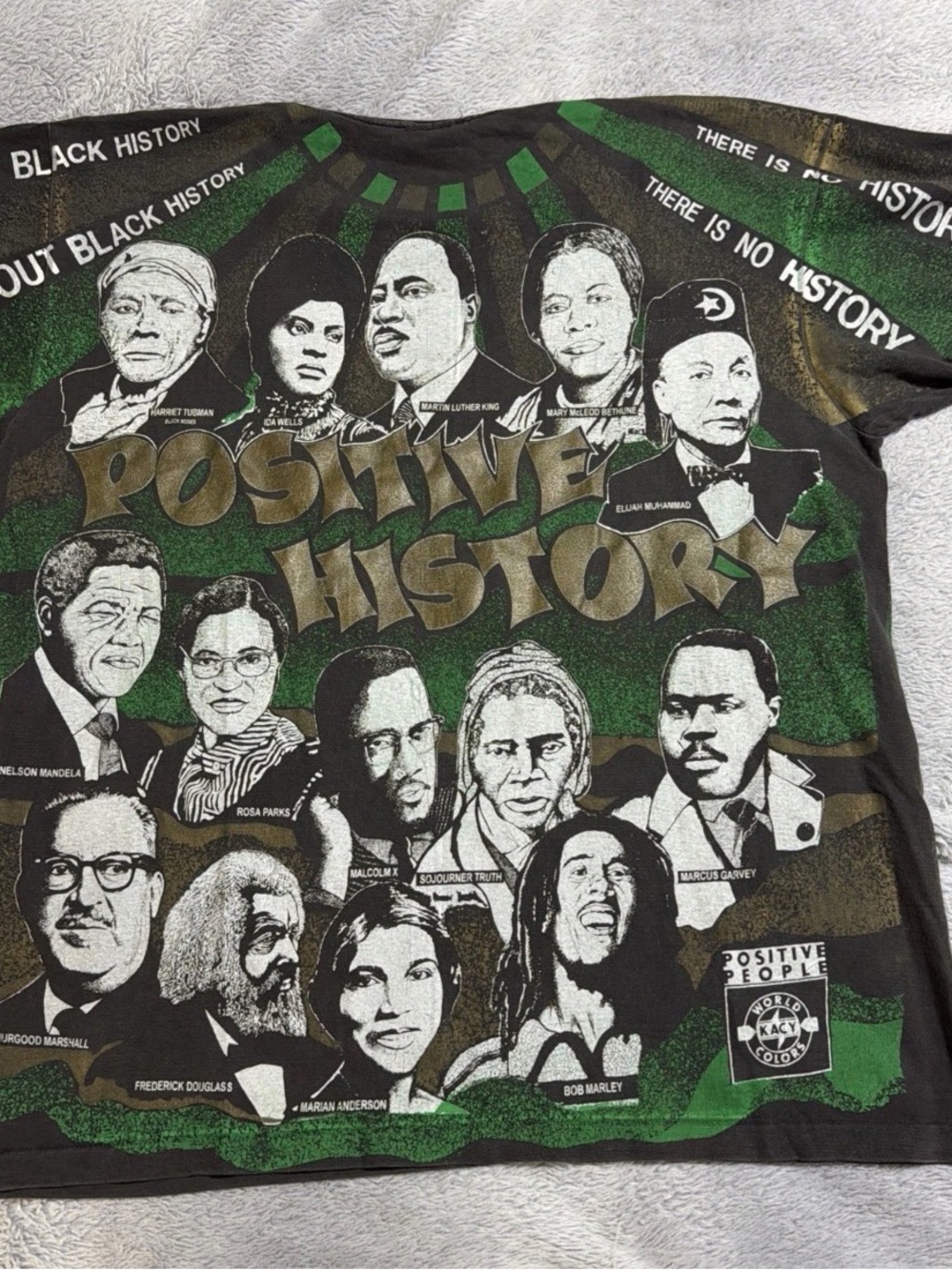 Vintage Kacy World Colors Positive History T Shirt 90's AOP XL Single Stitch USA - Picture 2 of 6